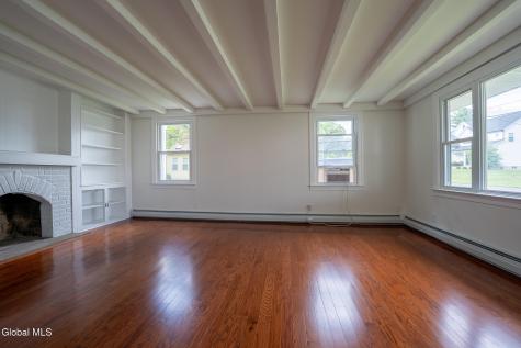 15 Renas Drive Cohoes NY 12047