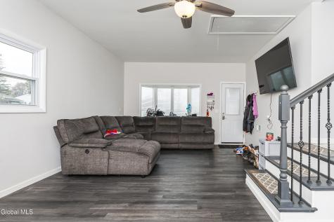 1041 Street Jude Drive Schenectady NY 12303