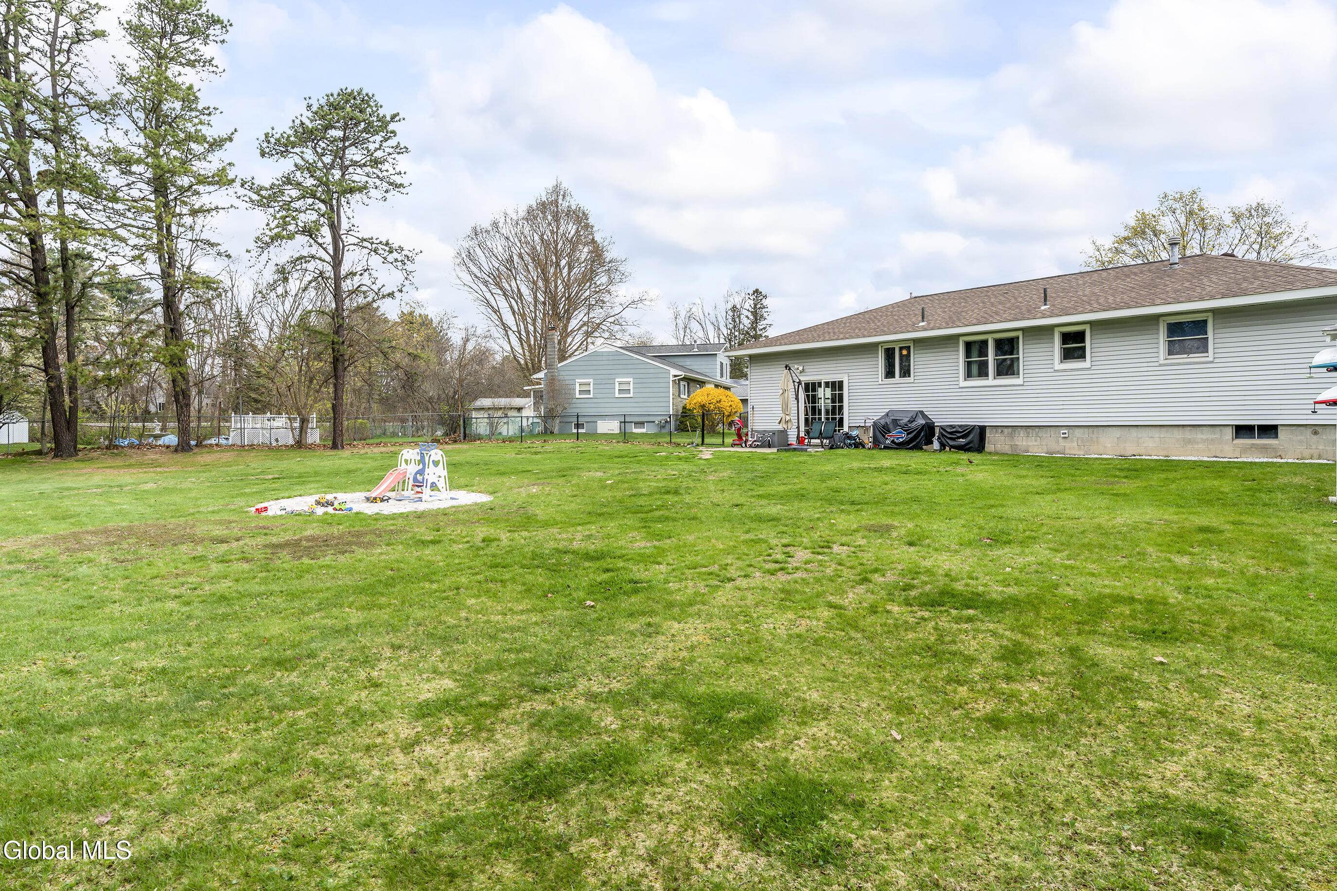 1041 Street Jude Drive Schenectady NY 12303