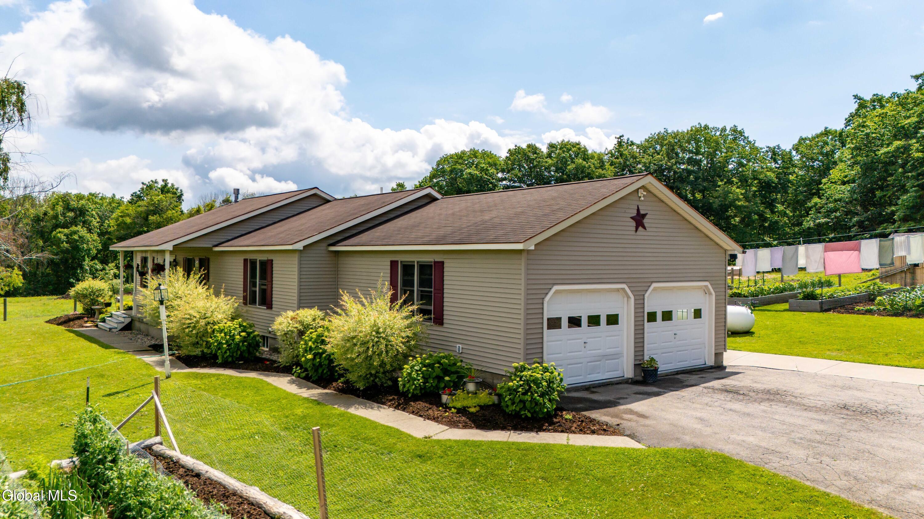135 Rappa Road Sprakers NY 12166