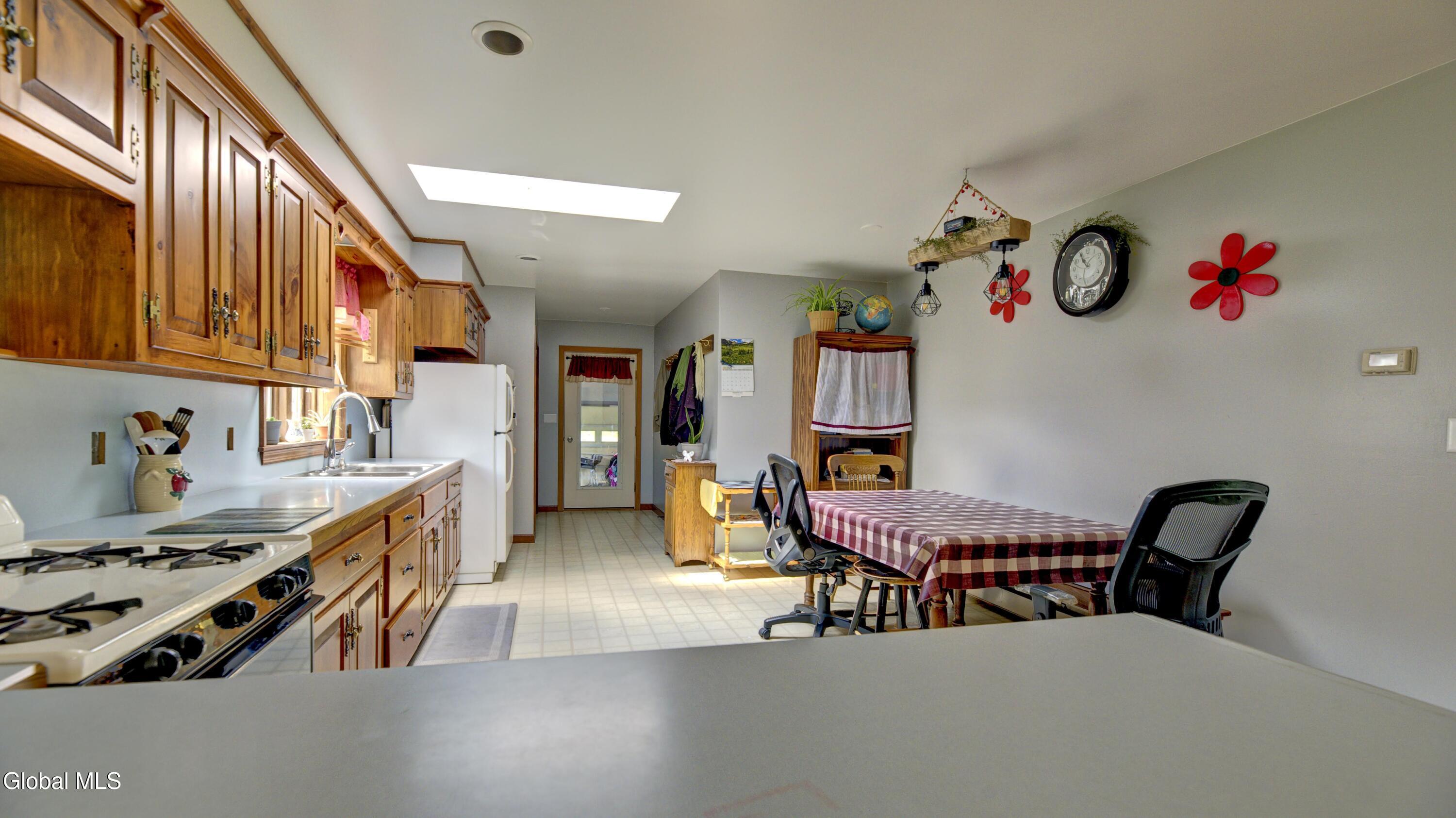 135 Rappa Road Sprakers NY 12166