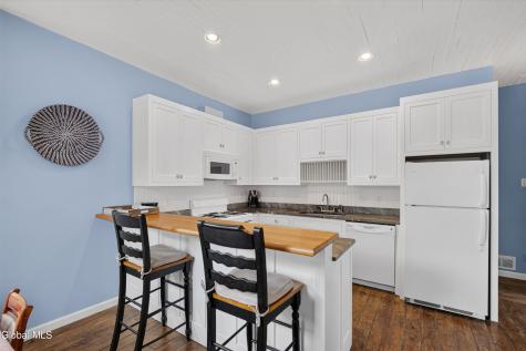 219 Regent Street Saratoga Springs NY 12866