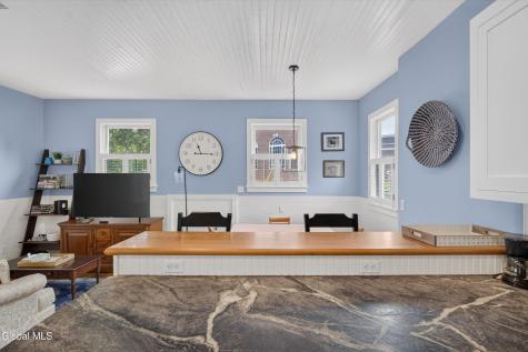 219 Regent Street Saratoga Springs NY 12866
