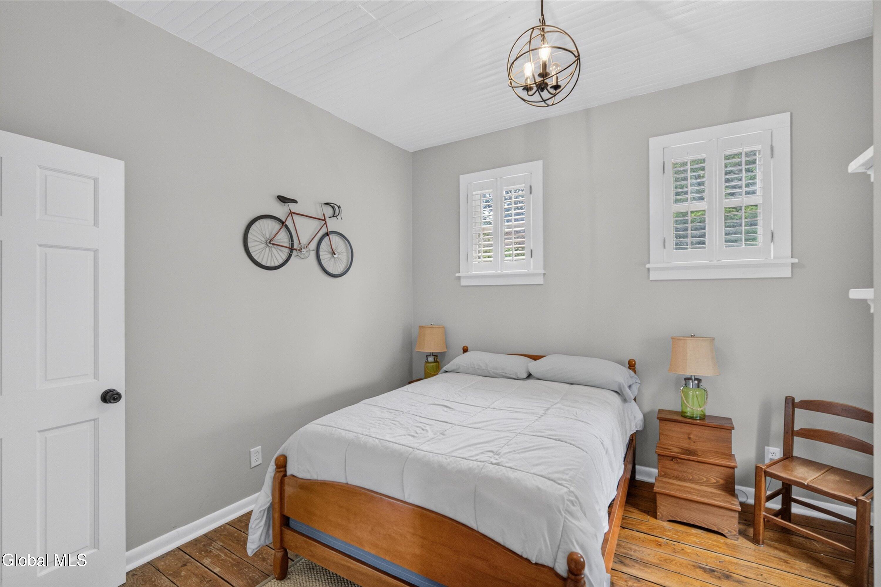 219 Regent Street Saratoga Springs NY 12866