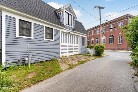 219 Regent Street Saratoga Springs NY 12866