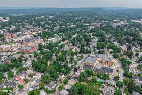 219 Regent Street Saratoga Springs NY 12866