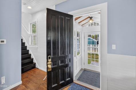 219 Regent Street Saratoga Springs NY 12866