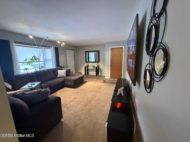 58 Fiddlers Lane Latham NY 12110