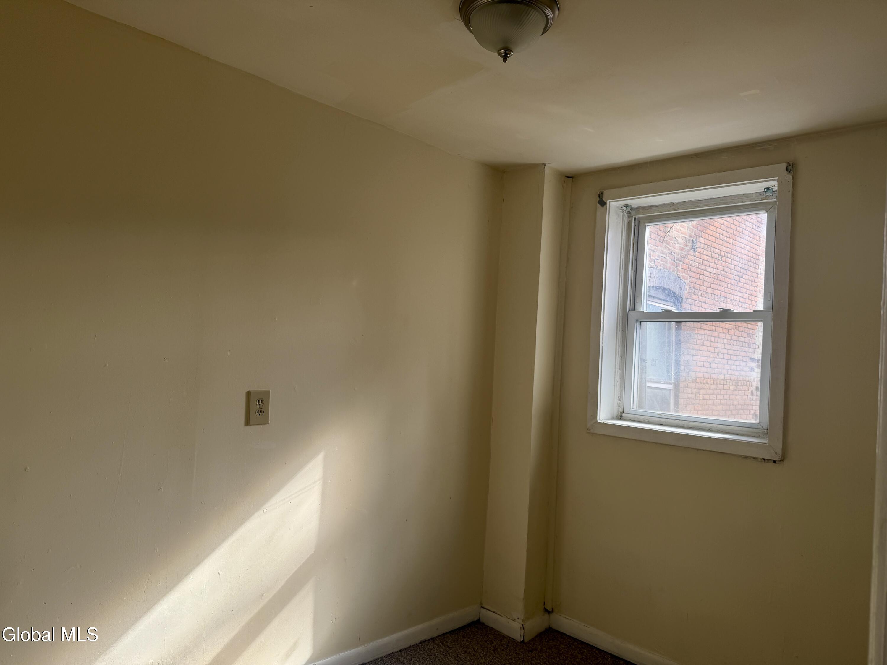3256 6th Avenue Troy NY 12180