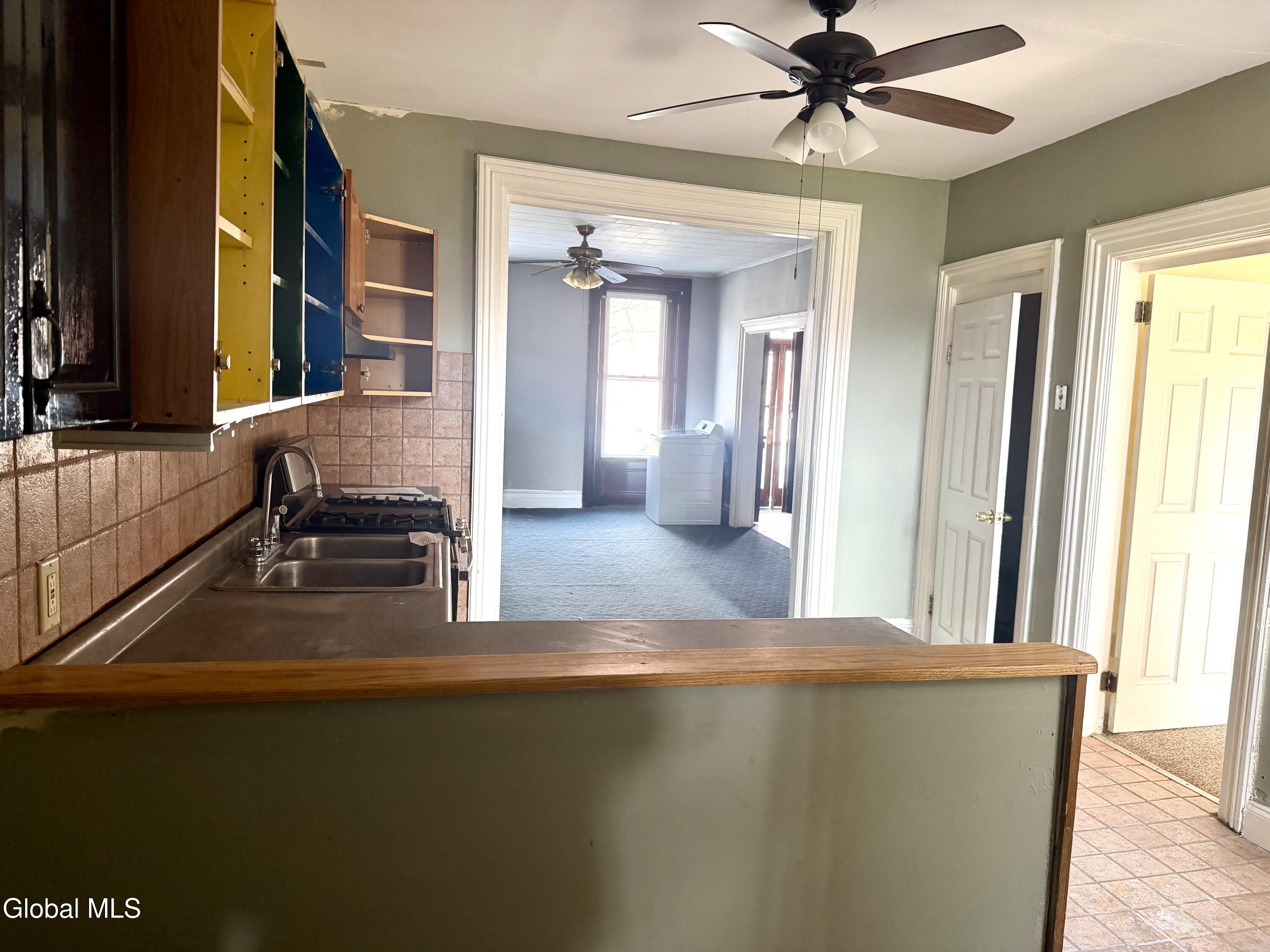 3256 6th Avenue Troy NY 12180