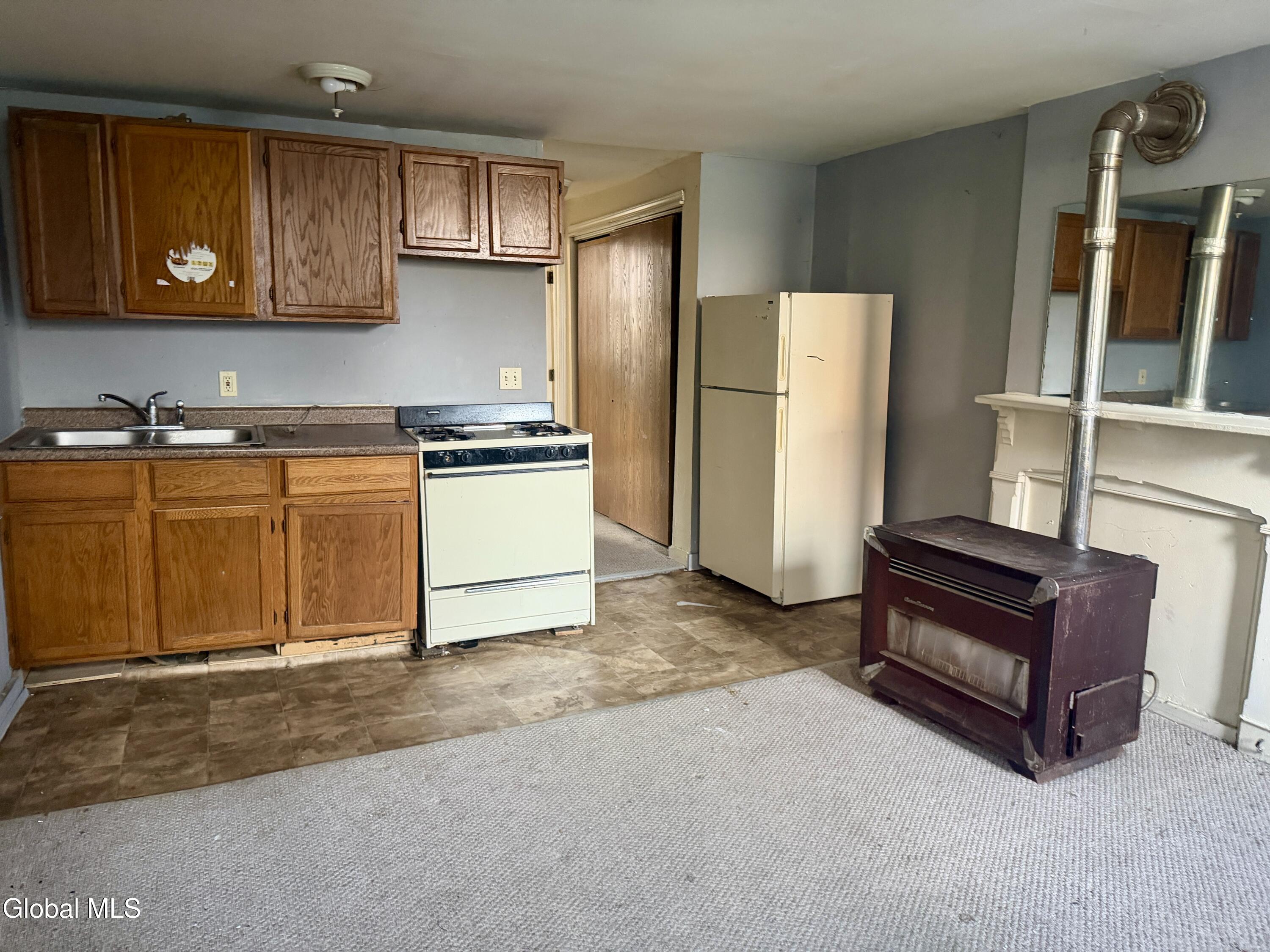 3256 6th Avenue Troy NY 12180