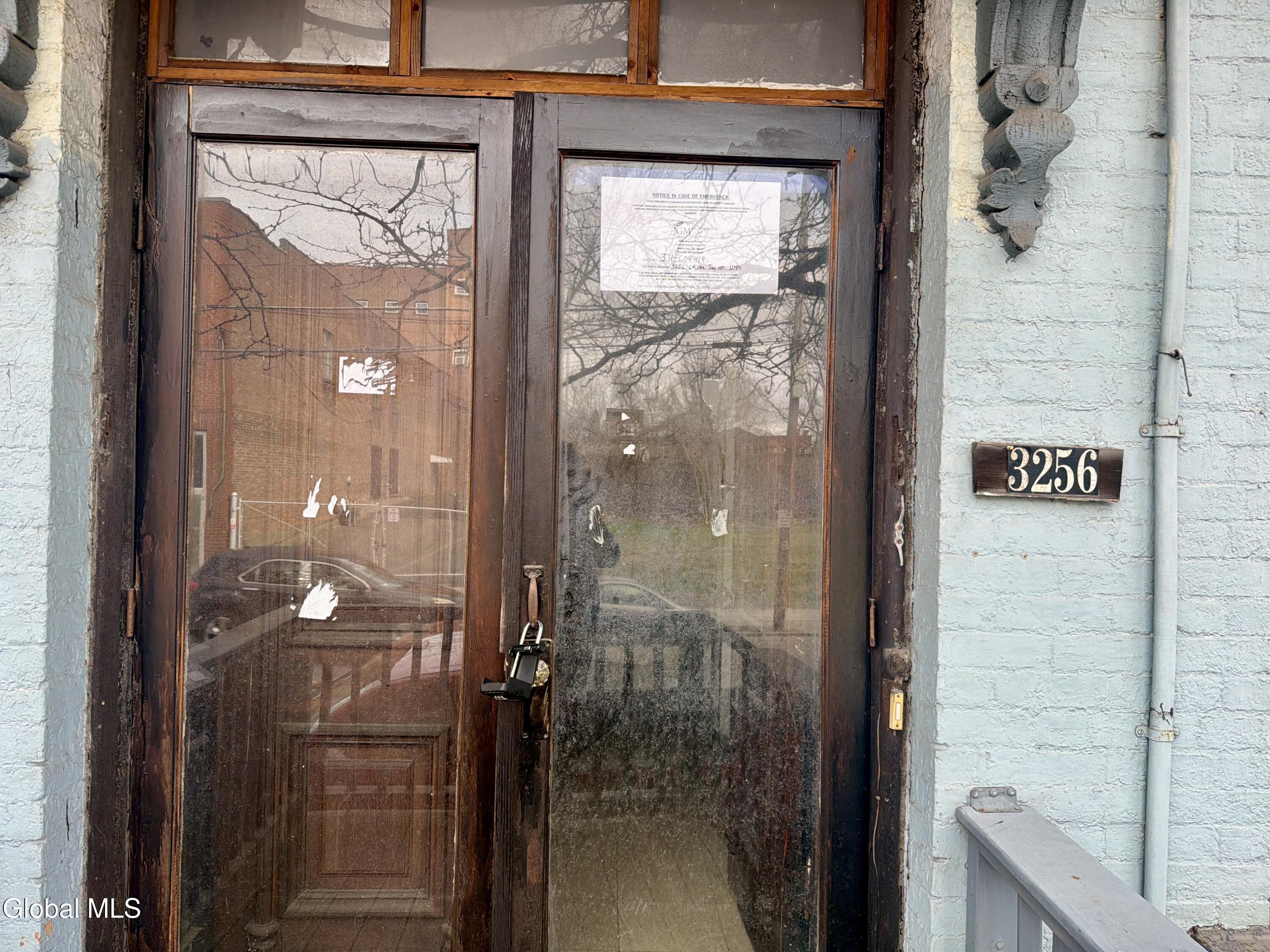 3256 6th Avenue Troy NY 12180