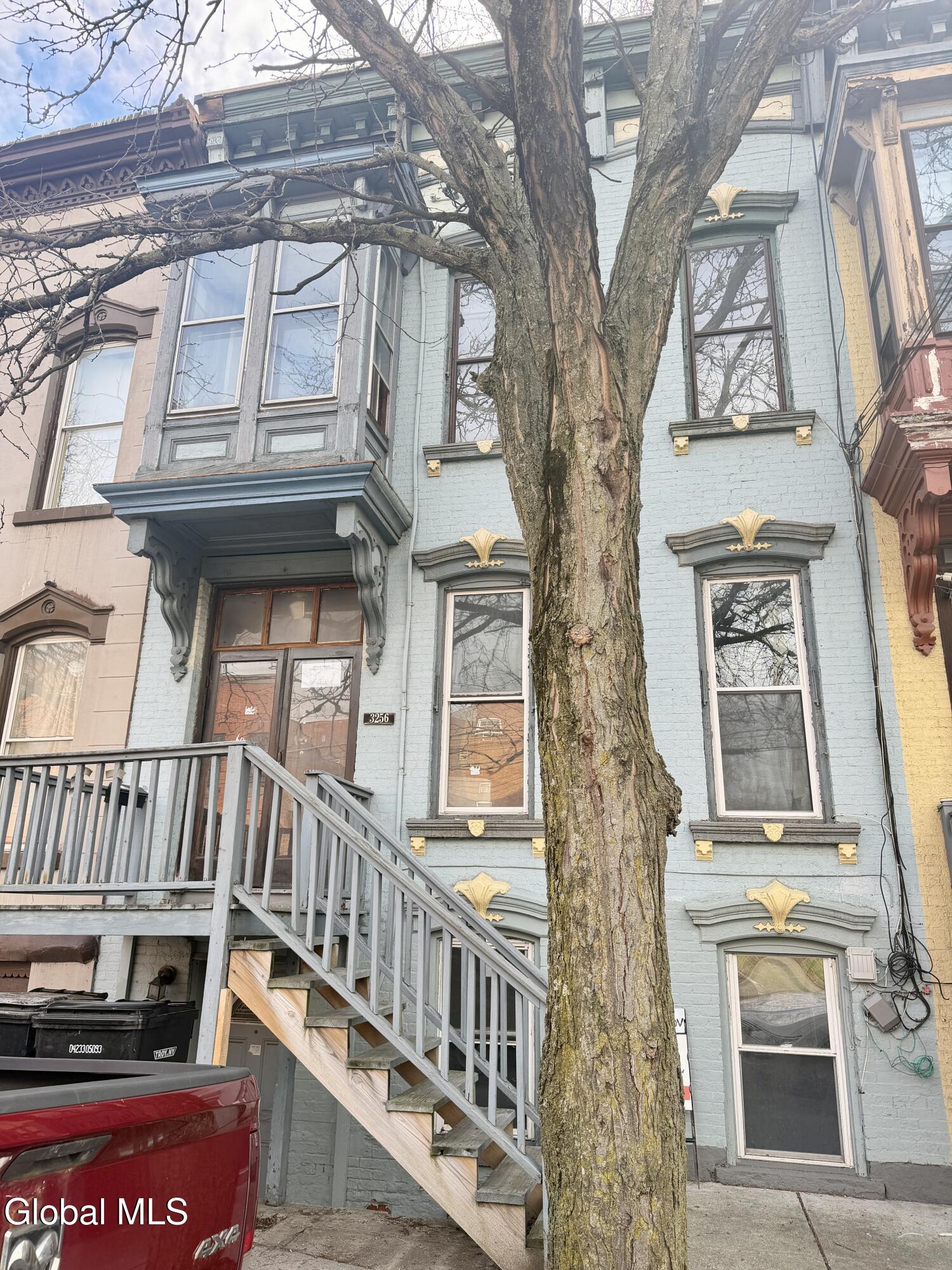 3256 6th Avenue Troy NY 12180