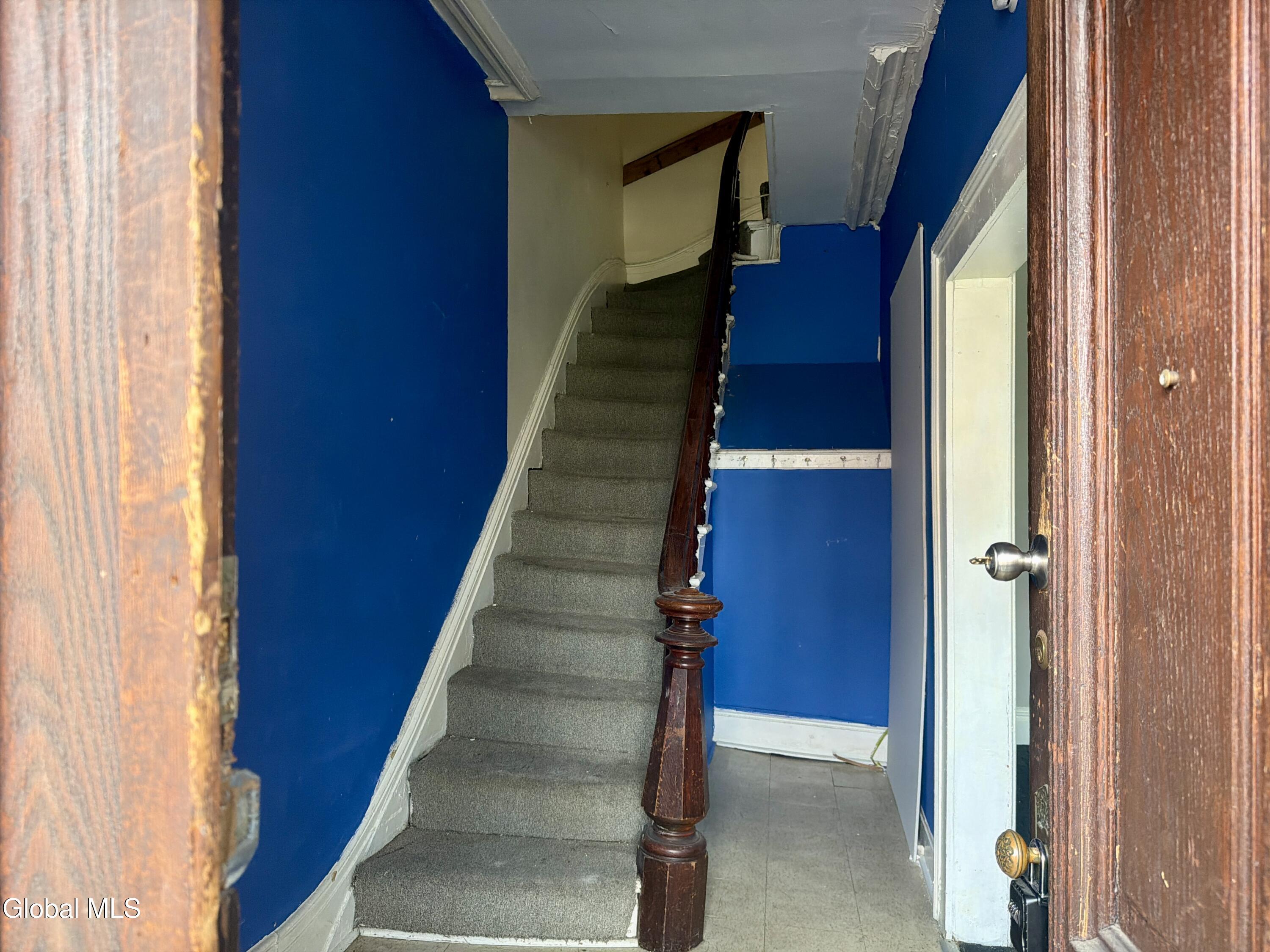 3256 6th Avenue Troy NY 12180