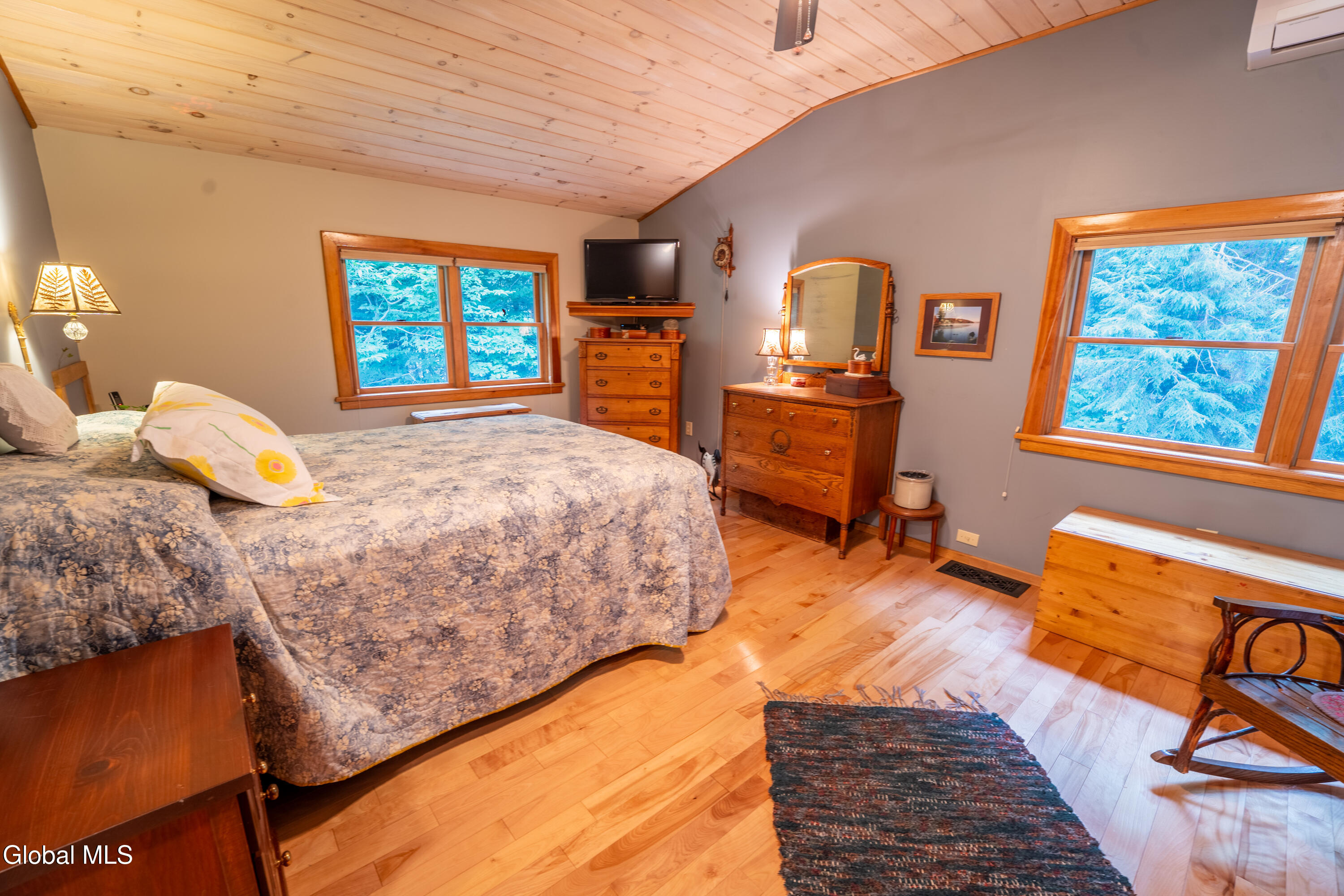 379 N Shore Road Gloversville NY 12078