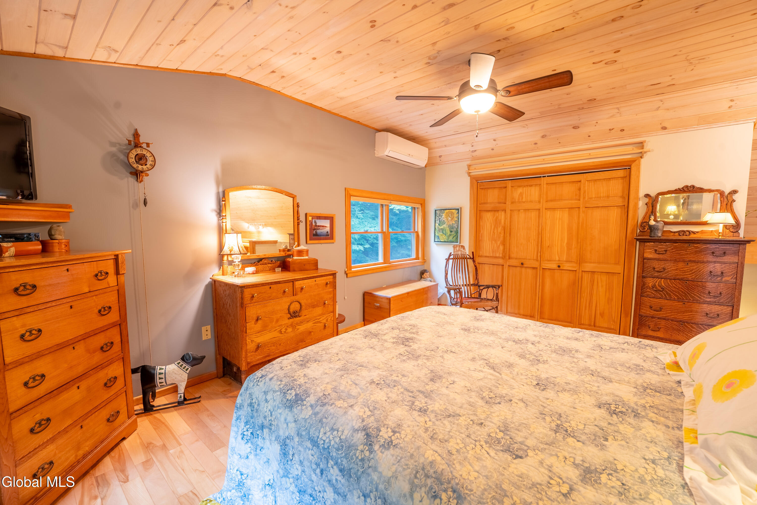 379 N Shore Road Gloversville NY 12078