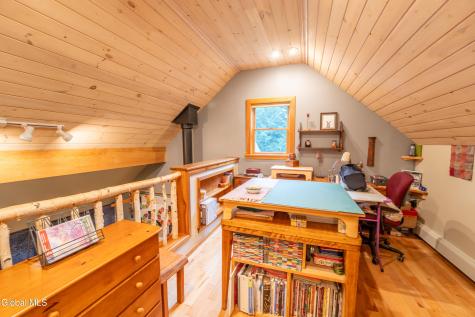 379 N Shore Road Gloversville NY 12078