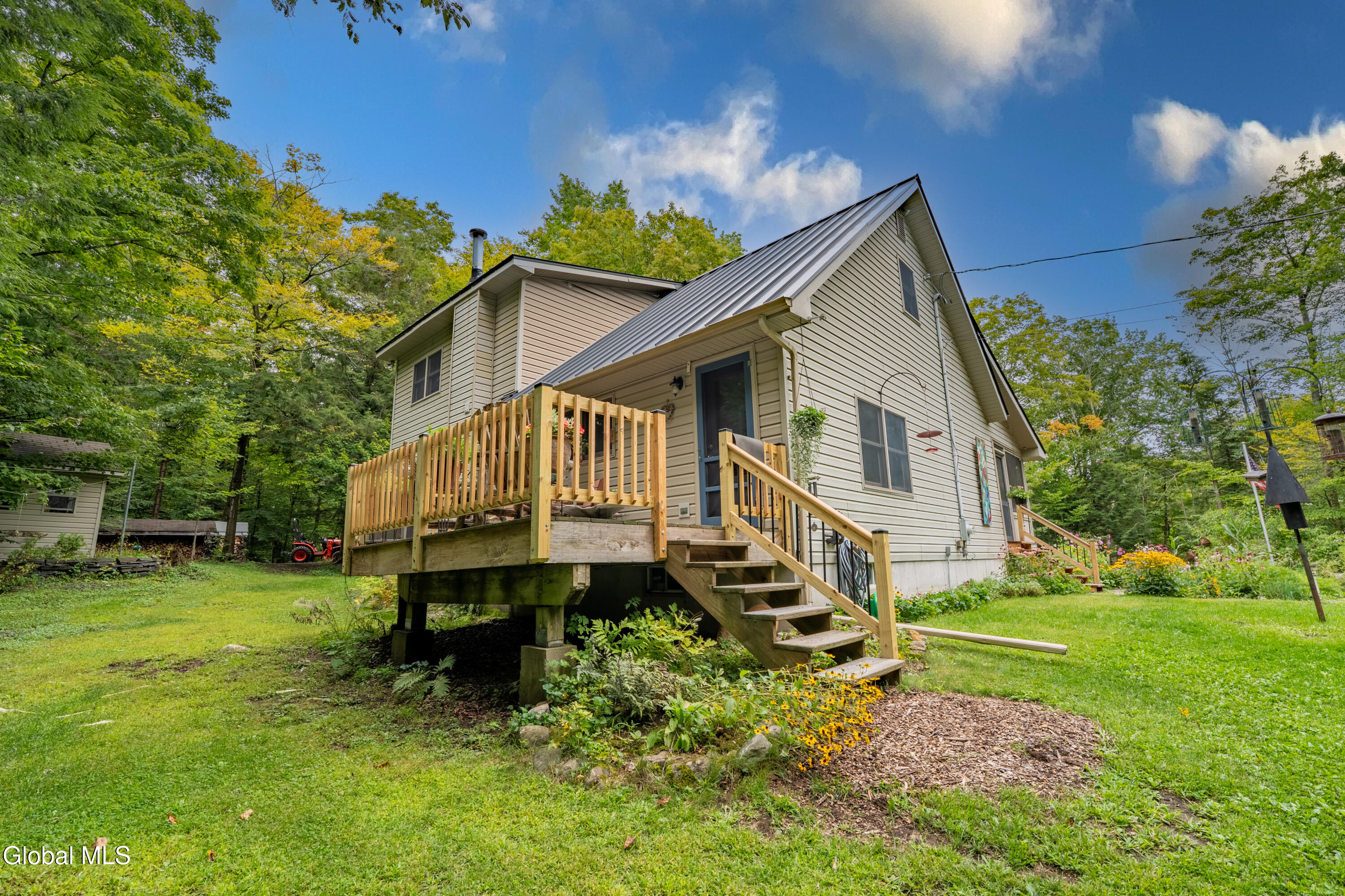 379 N Shore Road Gloversville NY 12078