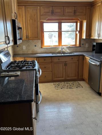 32 Delaware Avenue Rensselaer NY 12144