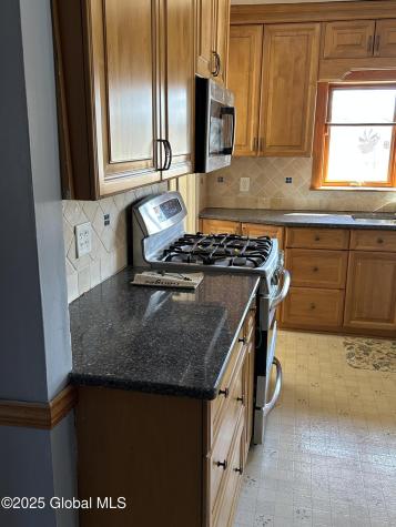 32 Delaware Avenue Rensselaer NY 12144