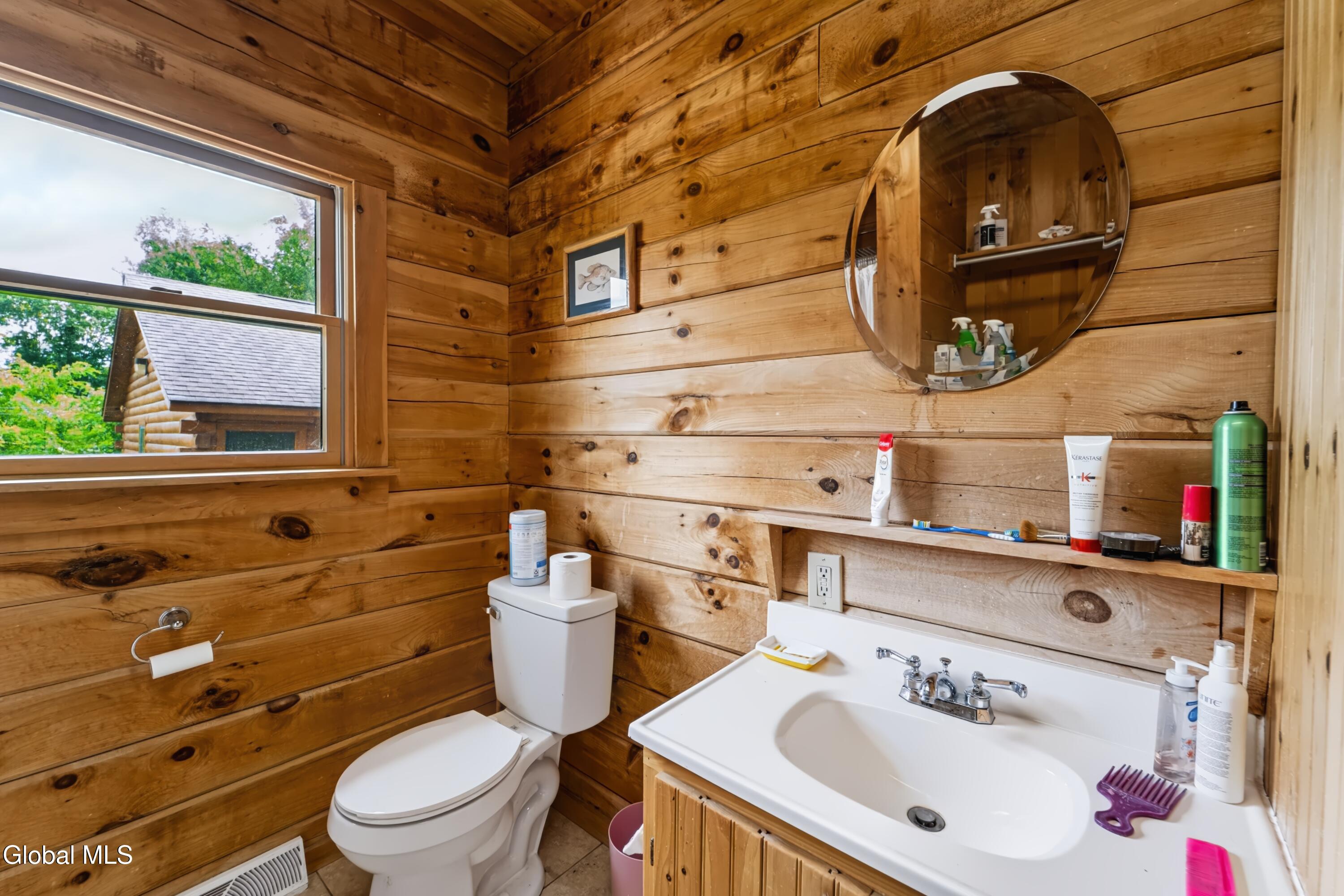 55 Spring Avenue Gloversville NY 12078