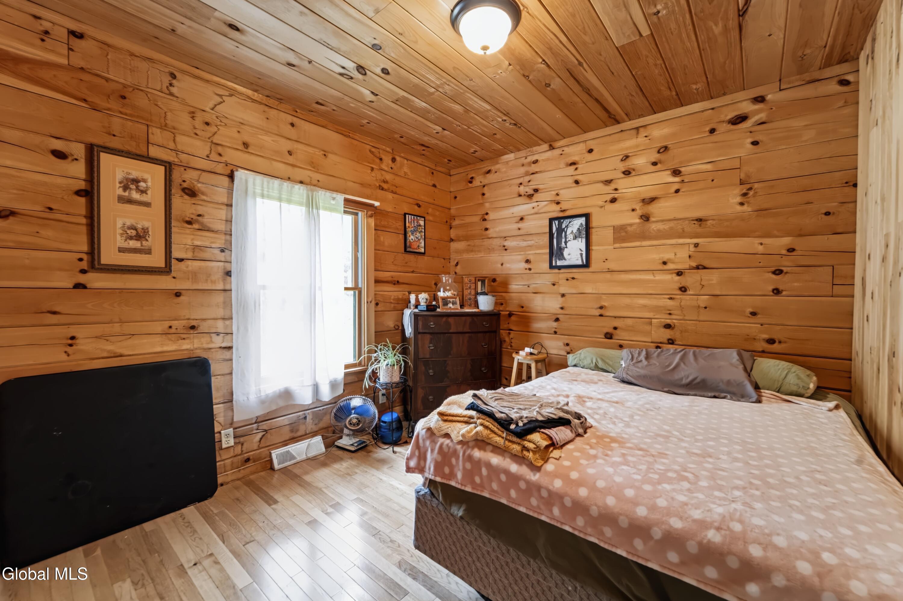 55 Spring Avenue Gloversville NY 12078