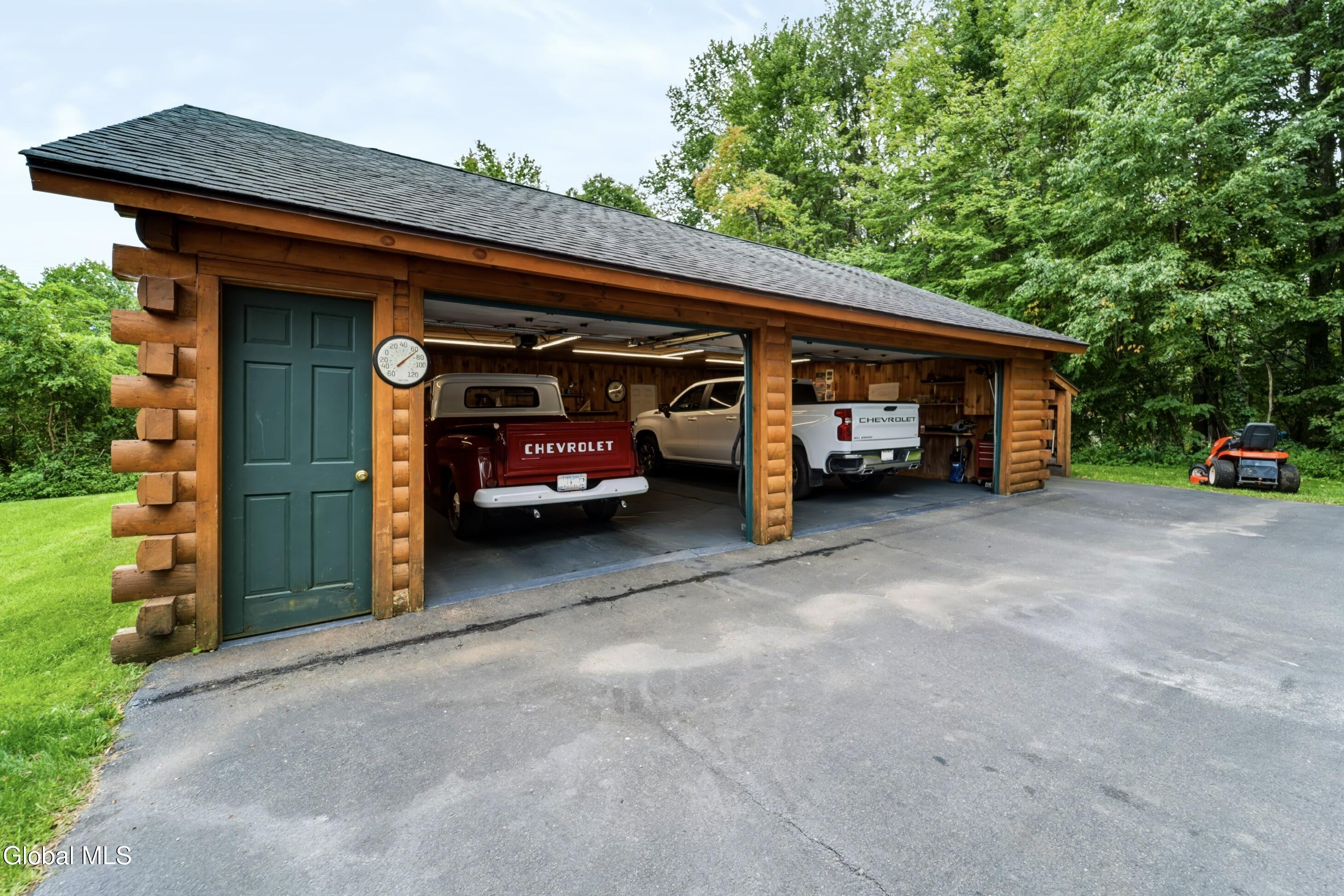 55 Spring Avenue Gloversville NY 12078