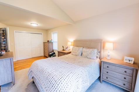 11 Forest Drive Colonie NY 12205