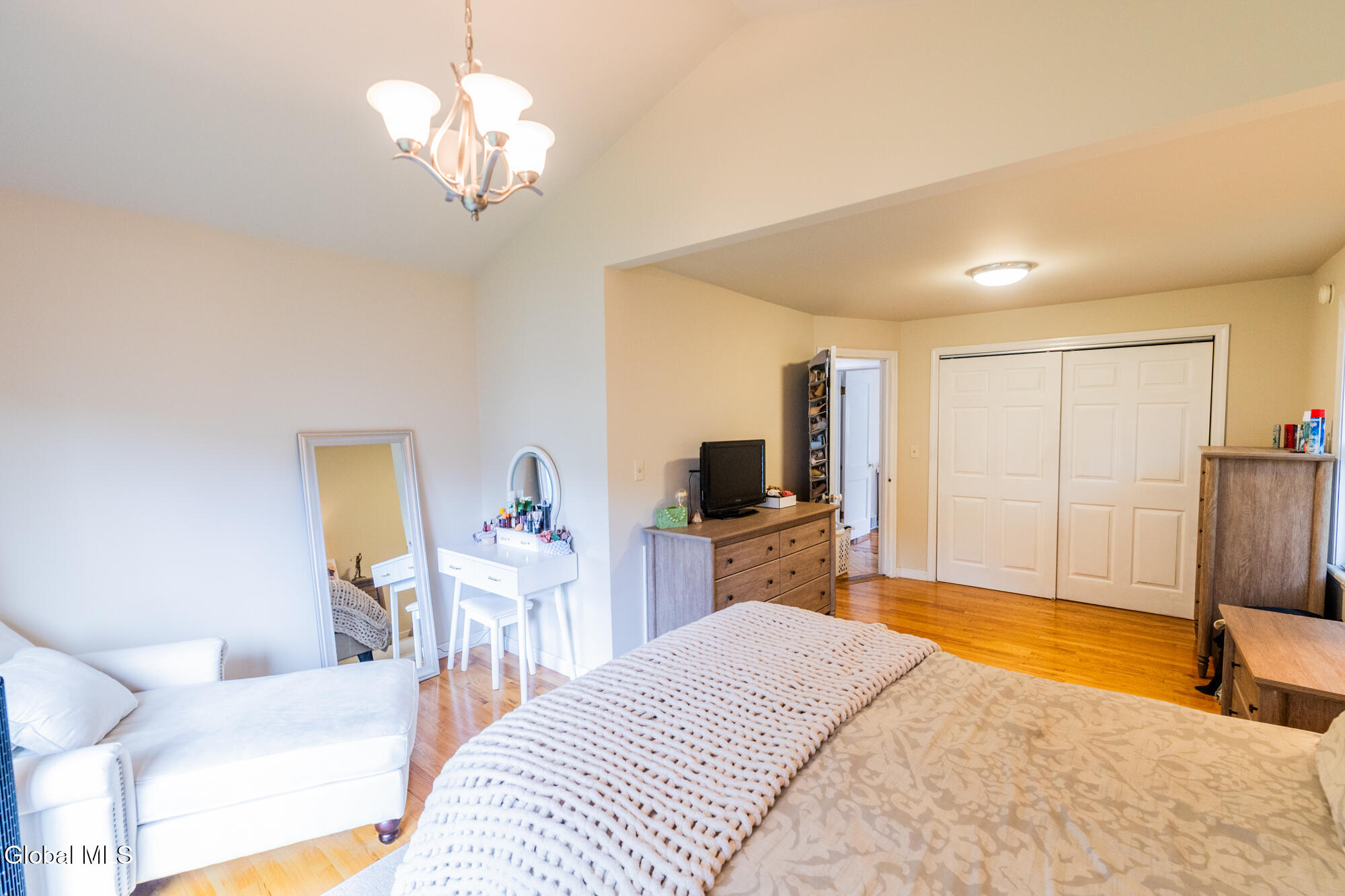 11 Forest Drive Colonie NY 12205