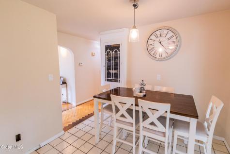 11 Forest Drive Colonie NY 12205