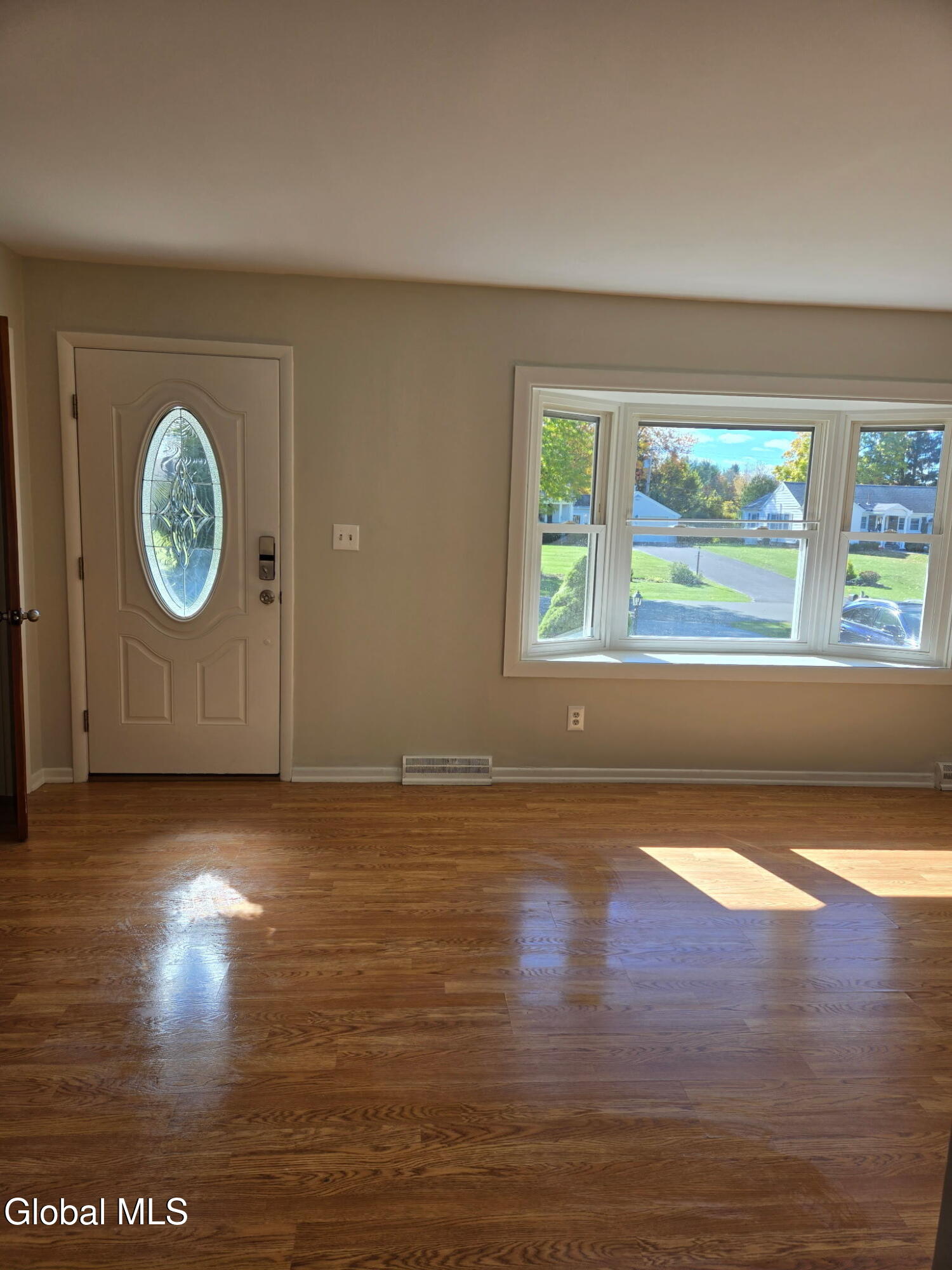 242 Pinewood Drive Schenectady NY 12303