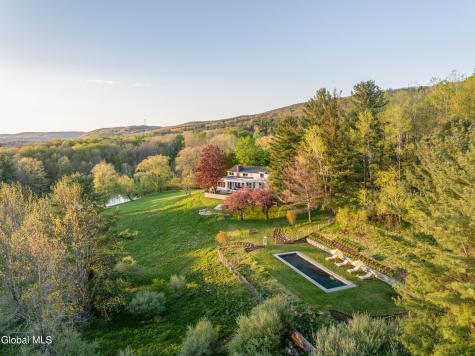 54 Far View Lane Hillsdale NY 12529