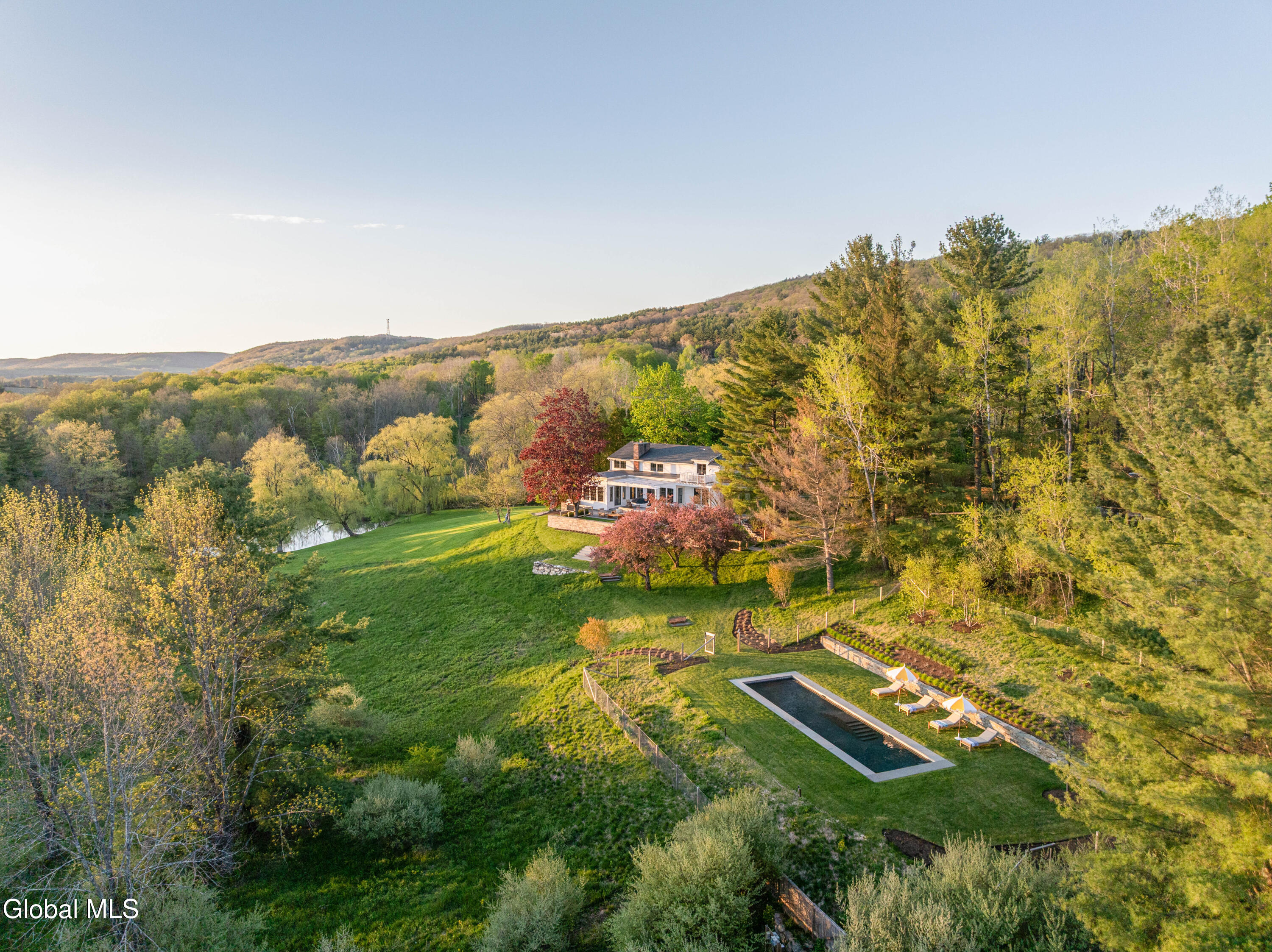 54 Far View Lane Hillsdale NY 12529