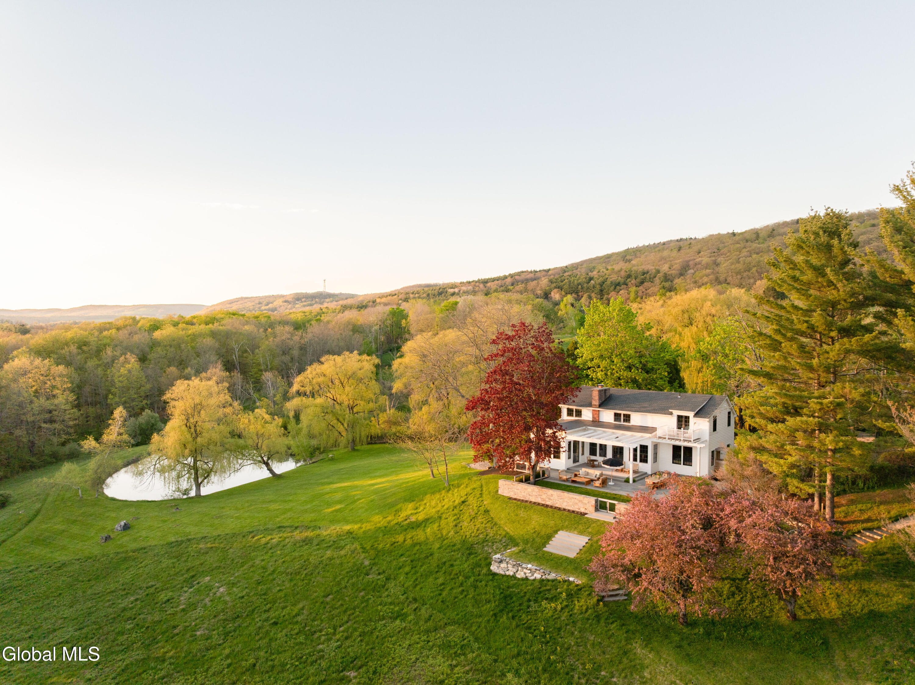54 Far View Lane Hillsdale NY 12529