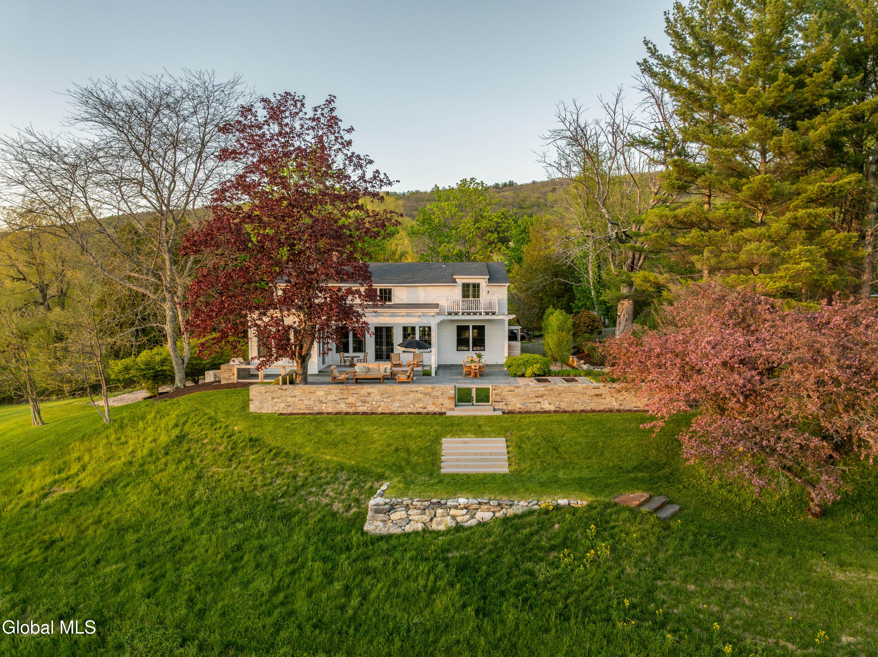 54 Far View Lane Hillsdale NY 12529