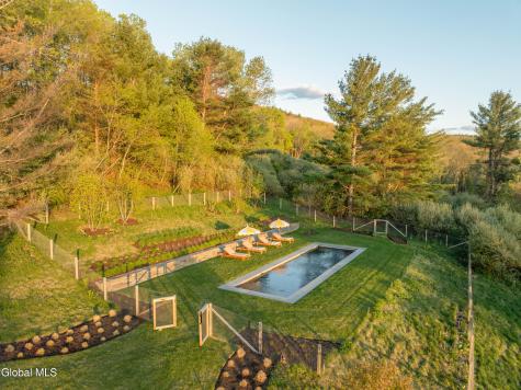 54 Far View Lane Hillsdale NY 12529