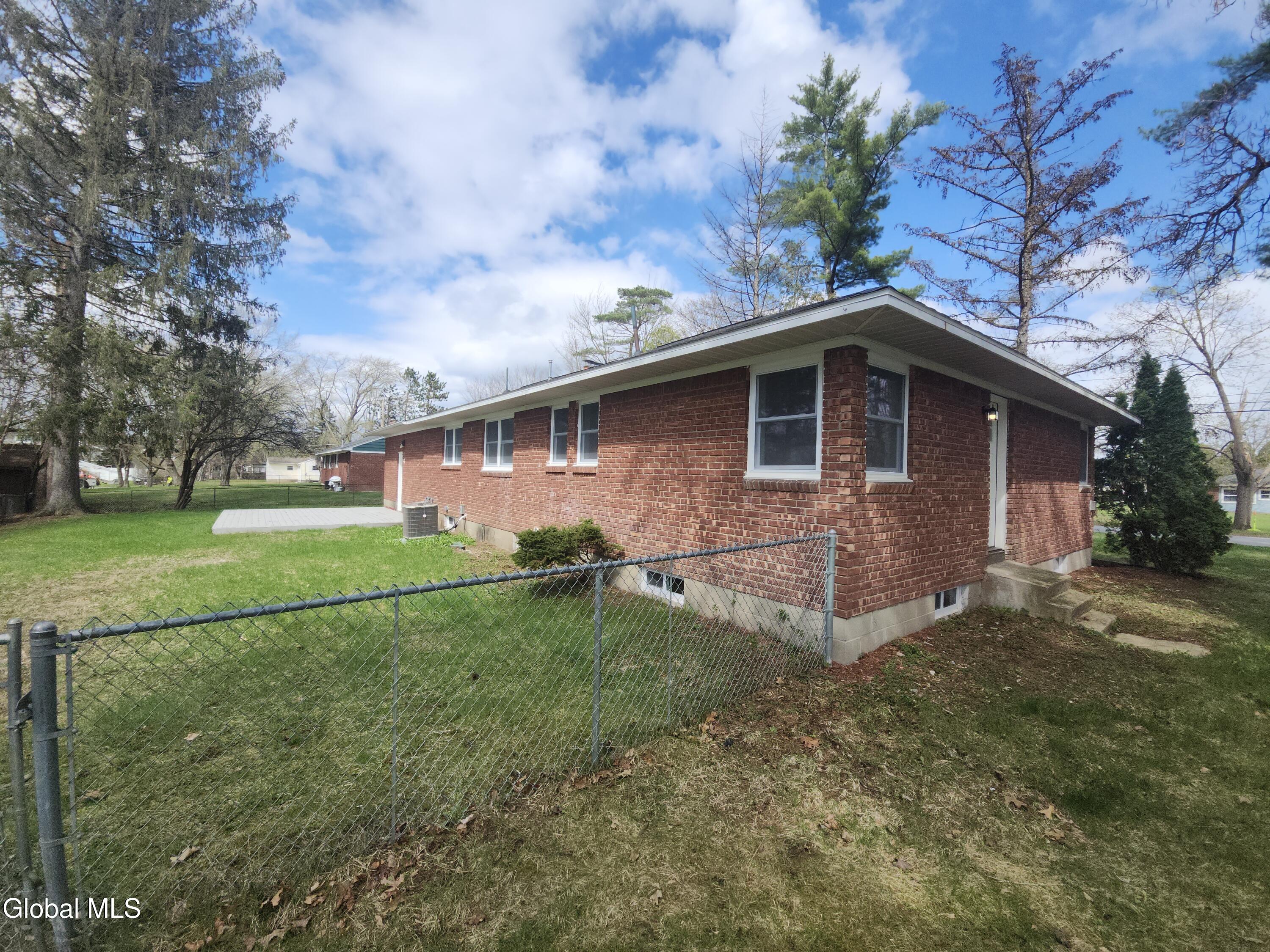 27 Kirby Road Saratoga Springs NY 12866