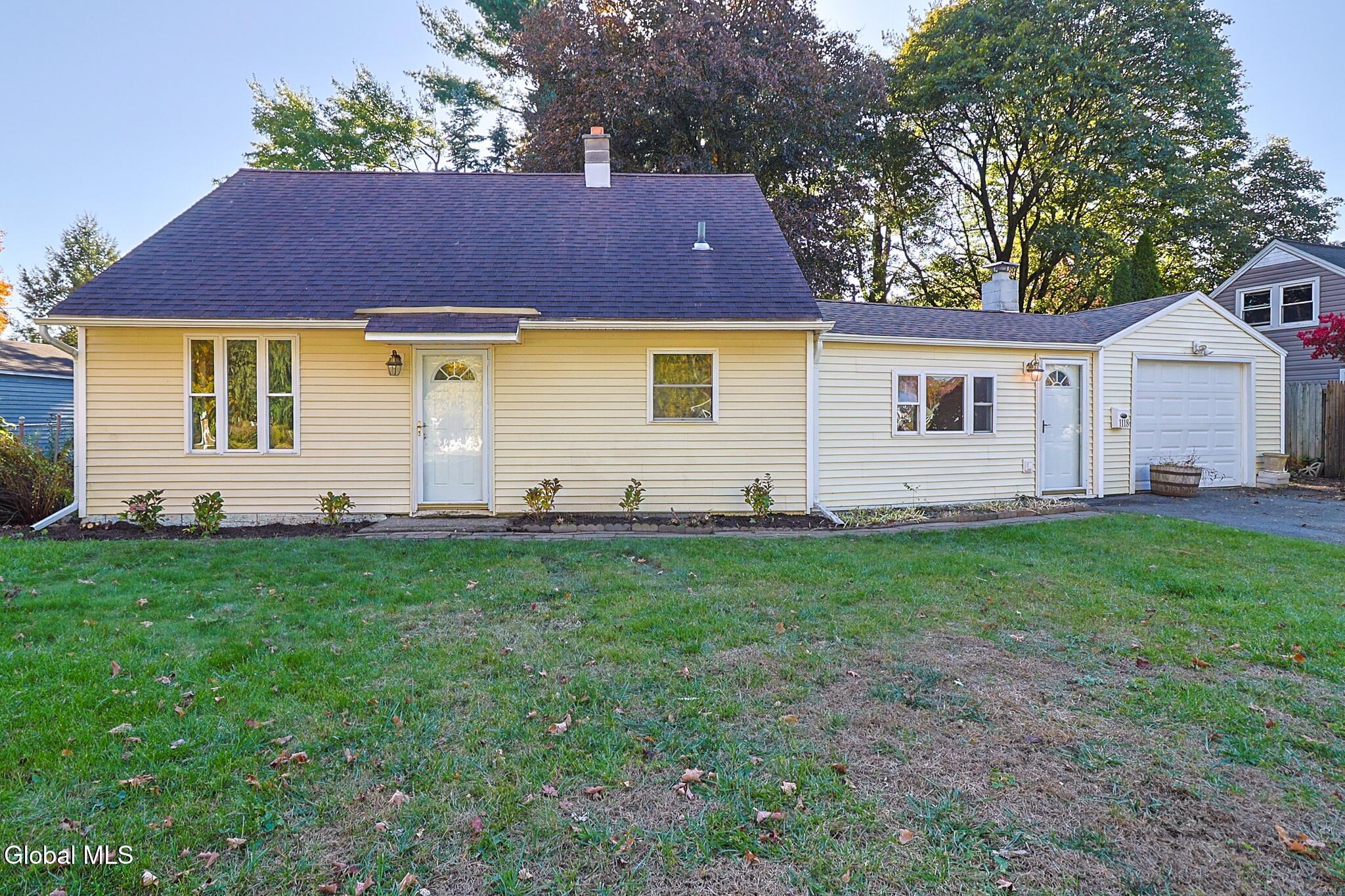 1118 Deforest Street Schenectady NY 12303