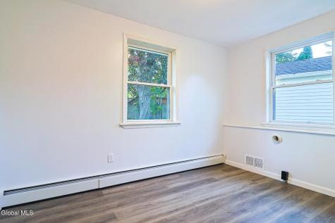 1118 Deforest Street Schenectady NY 12303