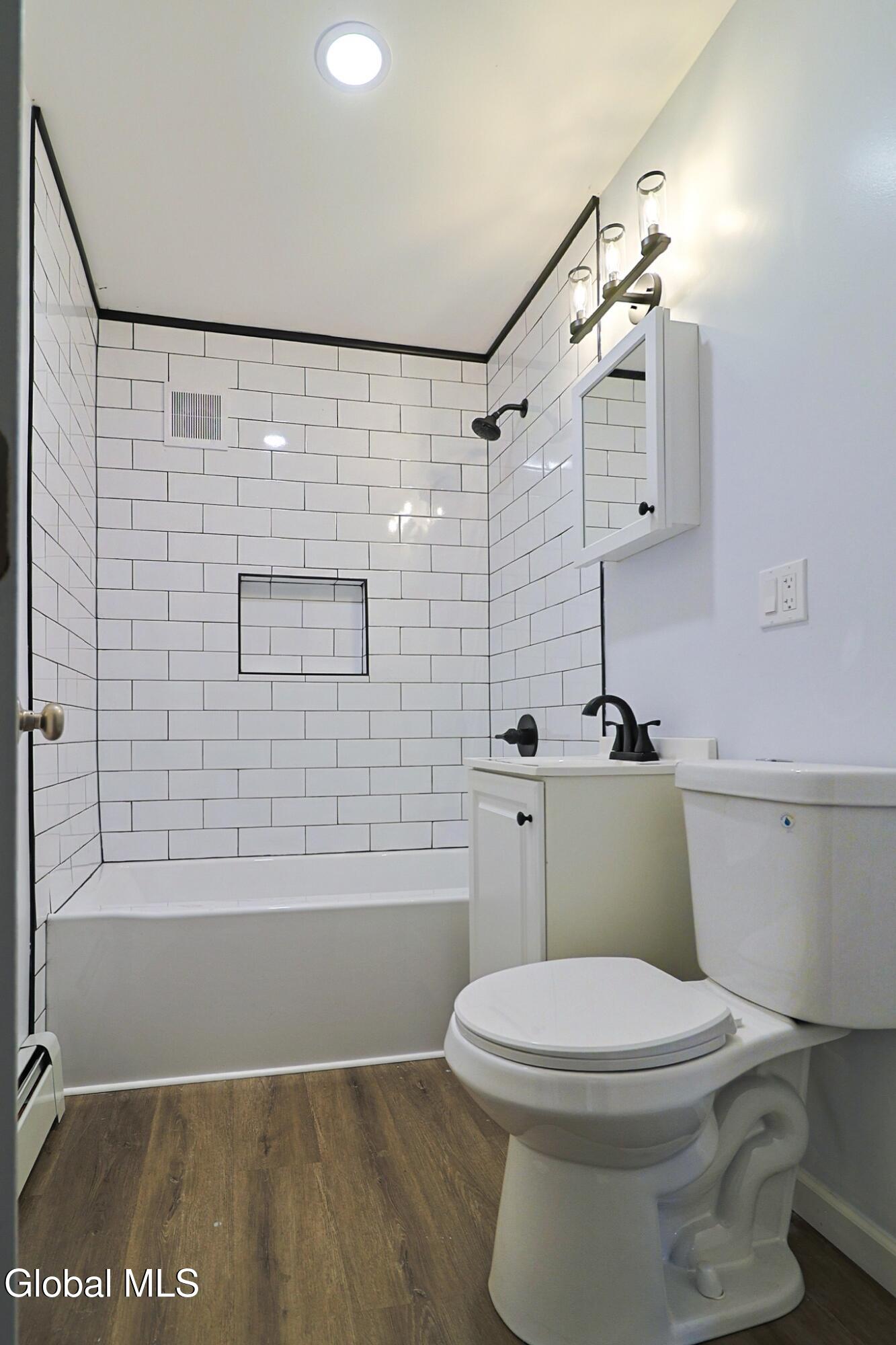 1118 Deforest Street Schenectady NY 12303