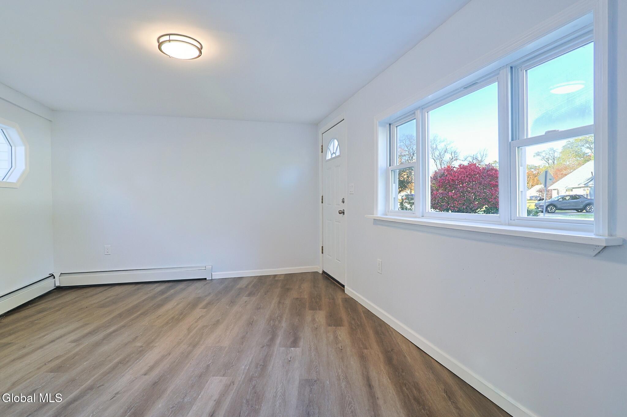 1118 Deforest Street Schenectady NY 12303