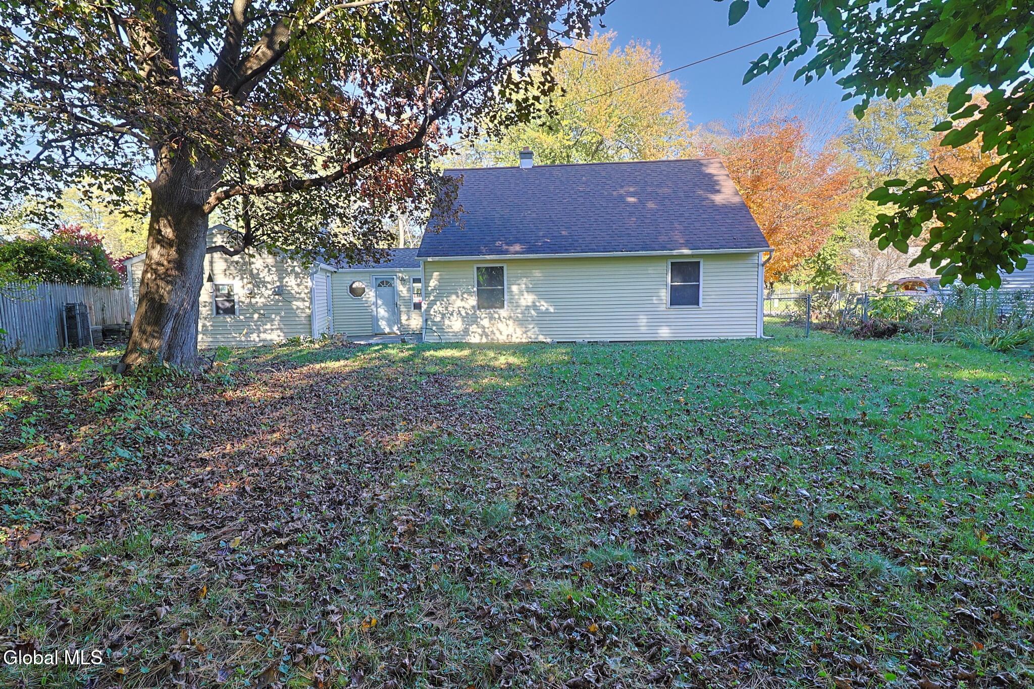 1118 Deforest Street Schenectady NY 12303