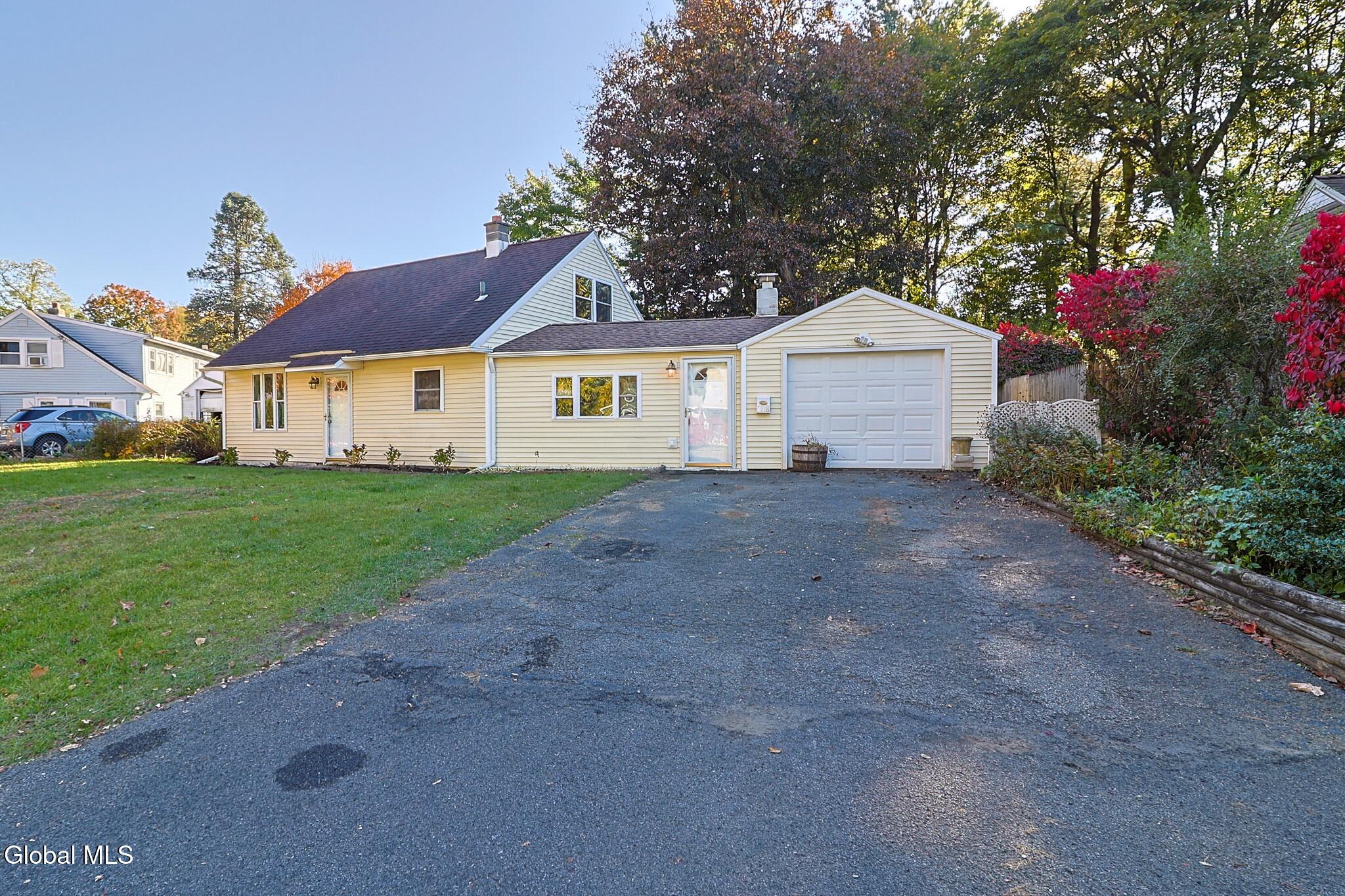 1118 Deforest Street Schenectady NY 12303