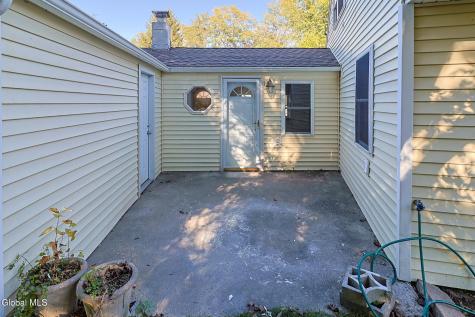 1118 Deforest Street Schenectady NY 12303