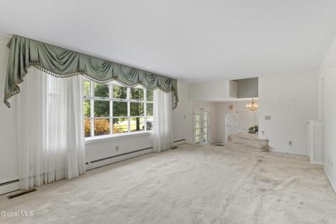39 Glenridge Road Glenville NY 12302
