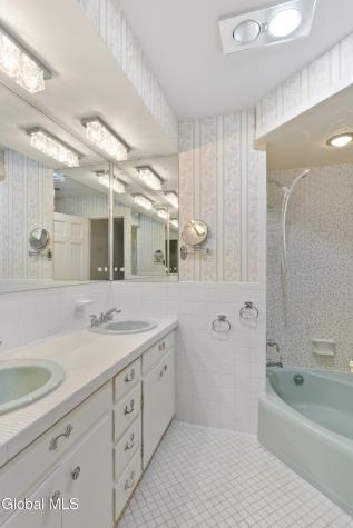 39 Glenridge Road Glenville NY 12302