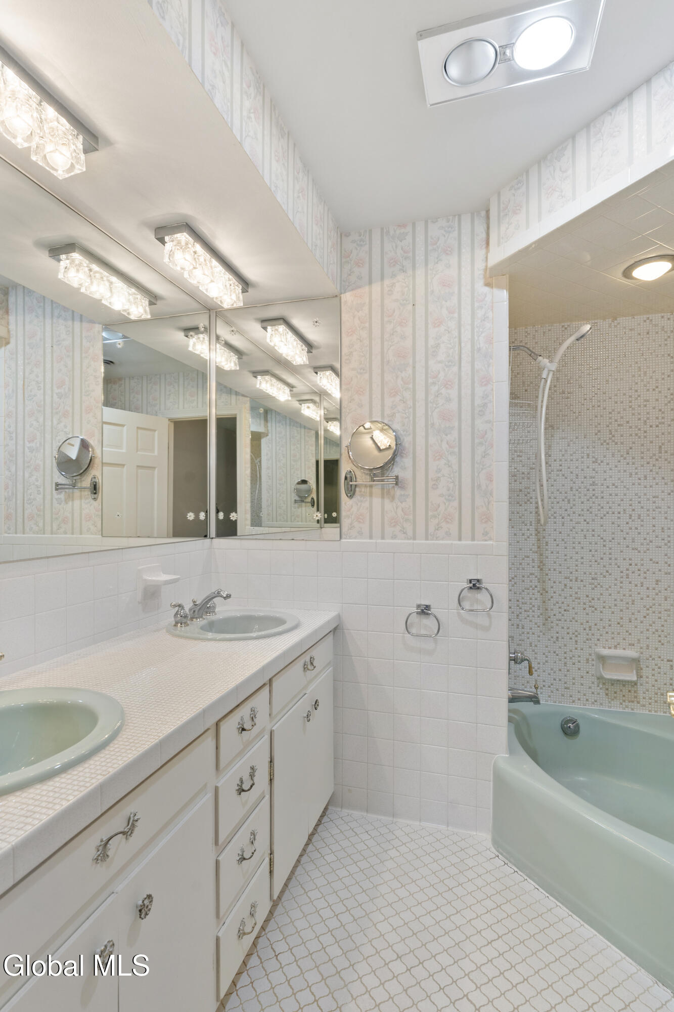 39 Glenridge Road Glenville NY 12302