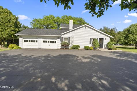 39 Glenridge Road Glenville NY 12302