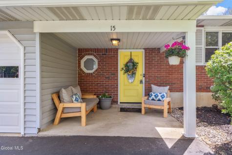 15 Longmeadow Drive Delmar NY 12054