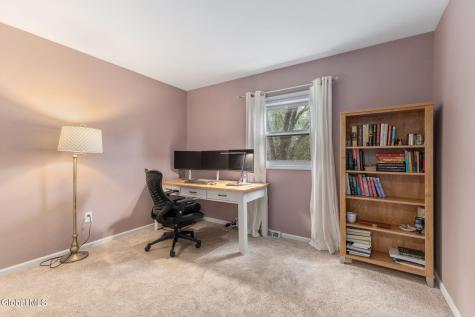 15 Longmeadow Drive Delmar NY 12054